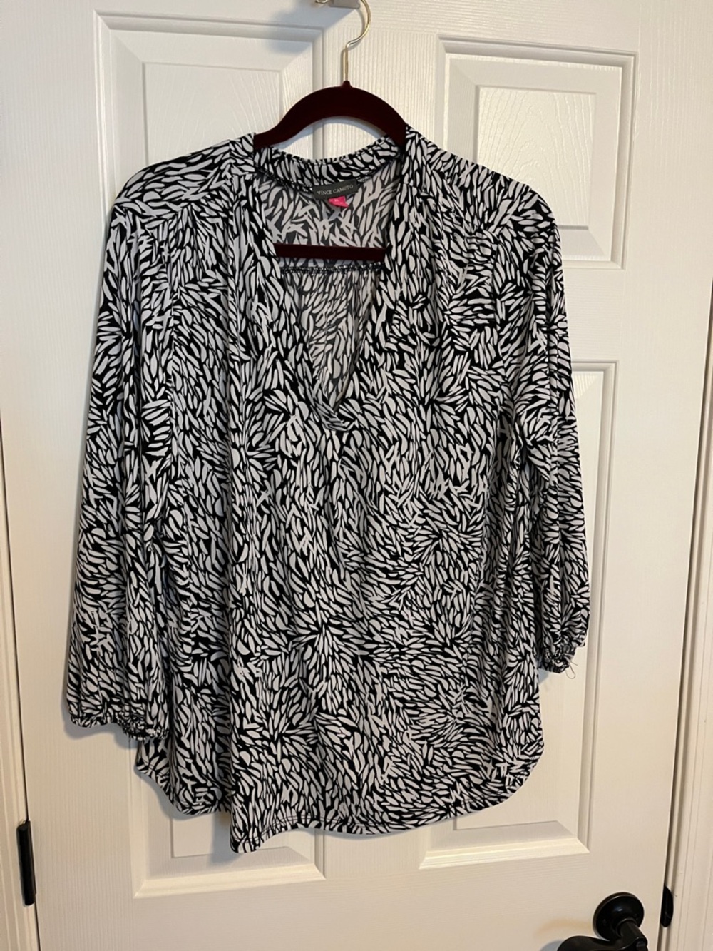 Vince Camuto V-neck Tunic XL